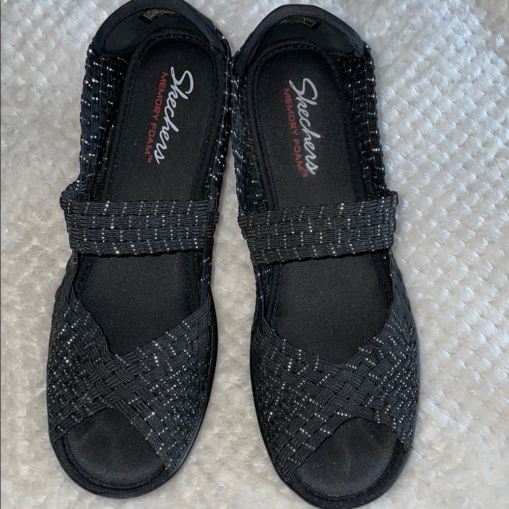 Skechers Black Sandals with Woven Design and Elastic Strap